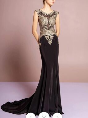 Elegant Black Evening Gown with Gold Embroidery